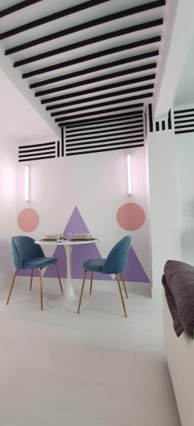 Memphis design apartment